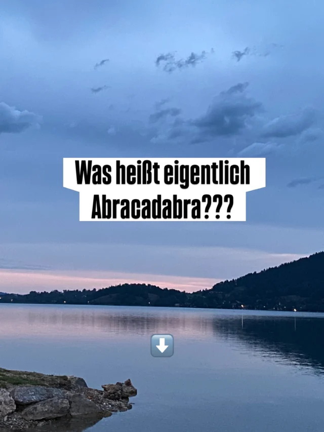 Abracadabra 🪄

Was heißt das eigentlich?

Wir nutzen so viele Worte und wissen gar nicht um die Bedeutung!
Und im Falle von #Abracadabra hat das gleich eine doppelte Wirkung!

Der Begriff ist uralt: Ursprünglich stammt dieser Begriff vermutlich aus dem Aramäischen (von avra kedabra) und bedeutet übersetzt „Ich erschaffe, indem ich spreche“.

Die Quelle Wikipedia verrät unter anderem:
Vielleicht leitet es sich vom hebräischen הברכה דברה „ha-bracha dabra“ ab (deutsch etwa: „Sprich die Segnung“) ab.

Zwischen dem zweiten und dem vierten Jahrhundert wurde gemäß Überlieferungen vom Mediziner Quintus Serenus im Buch Liber medicinalis erstmals nachweislich Abracadabra erwähnt. In seinem Buch riet er, das Schwindeschema der Zauberformel zum Schutz vor Malaria in einem Amulett bei sich zu tragen. Das Wort wurde in der ersten und obersten Zeile ausgeschrieben, dann nach unten gehend immer ein Buchstabe, der eine eigene #Schwingung trug, gekürzt. Bis letztendlich nur noch ein A, der erste Buchstabe und der Beginn des lateinischen Alphabetes, übrig blieb. Das Alphabet hat magische Kraft, weil sich mit ihm alle Dinge der Welt darstellen lassen. 
In meinen Worten übersetzt: es ist nichts anderes, als auf die Werkseinstellung zurück zu setzen ❤️.

Es ist so wichtig, deine eigene Intentionen, deine Worte und damit deine eigene Schwingung ins Feld zu bringen 💫 das ist pure Entstehungsenergie!

Das ist für mich Magie im Alltag.
Wir können und dürfen uns all‘ der zur Verfügung stehenden Energien und Ressourcen bedienen 🙏.

Du lernst es in ALCHEMIE DER ENERGIE - der nächste Kurs beginnt am 6. November und du kannst dabei sein 🪄 Link in der Bio.

ALCHEMIE DER ENERGIE 
ENERGIEARBEIT 
FREQUENZEN 
MAGIE IM ALLTAG
ALTE WEISHEITEN